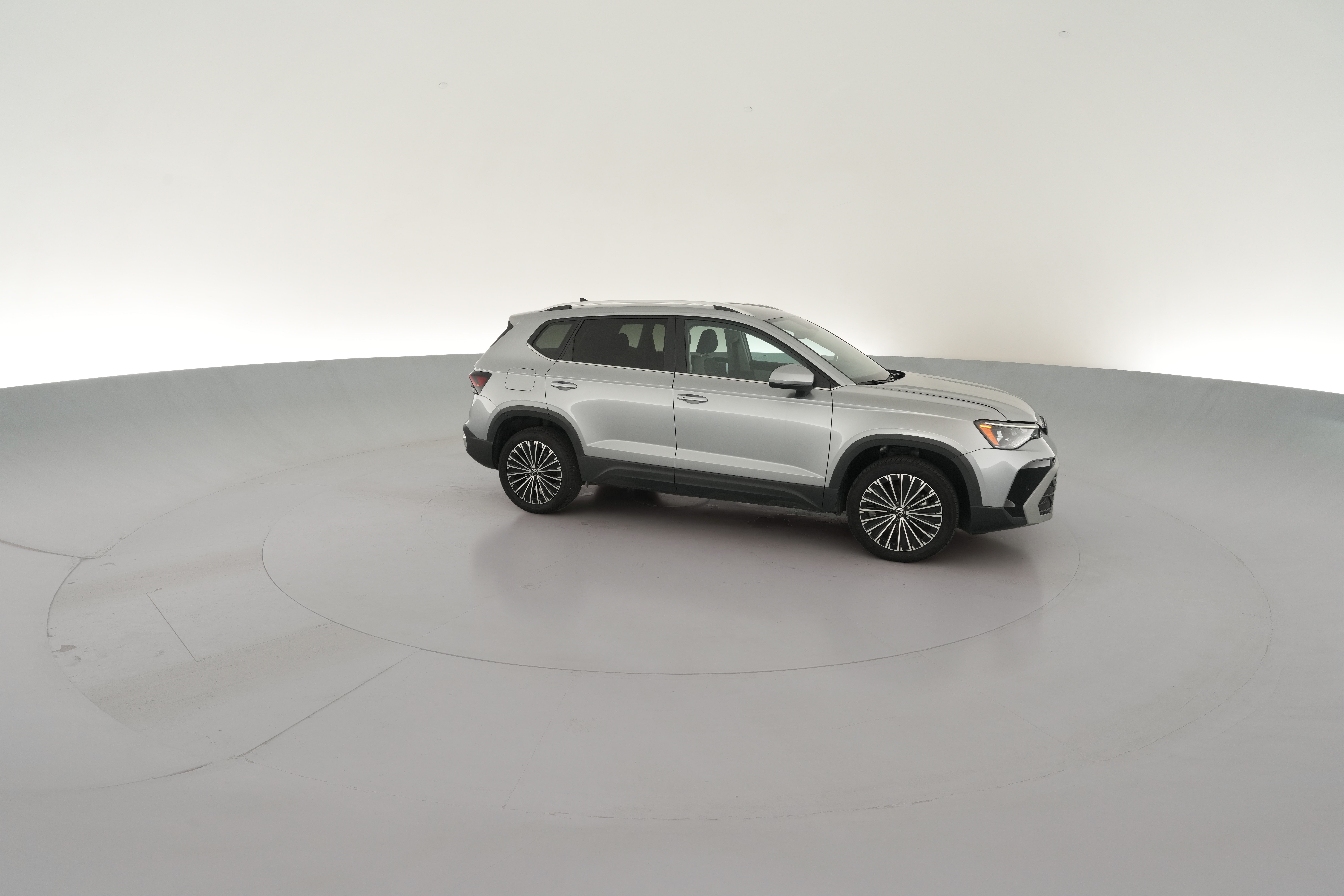 2025 Volkswagen Taos SE - Photo 35