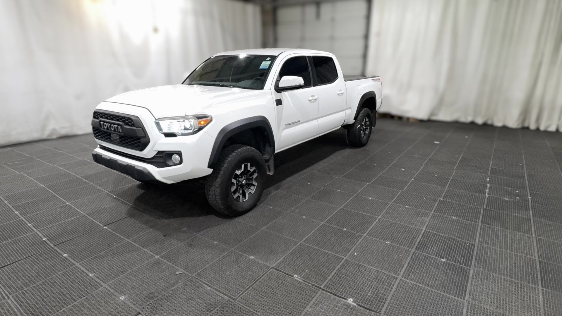 2022 Toyota Tacoma Double Cab vehicle photo