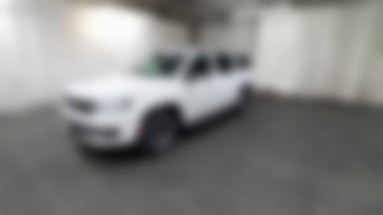 2024 Jeep Wagoneer L vehicle photo