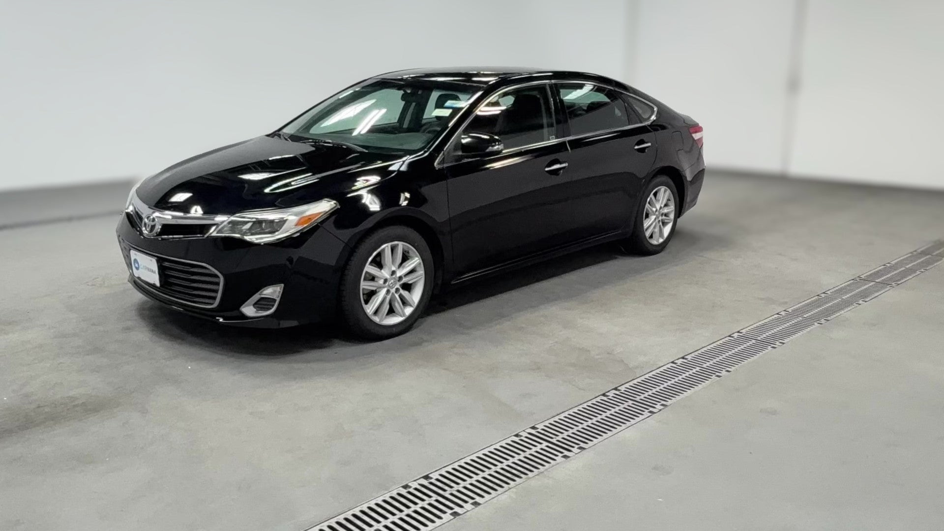 2015 Toyota Avalon vehicle photo