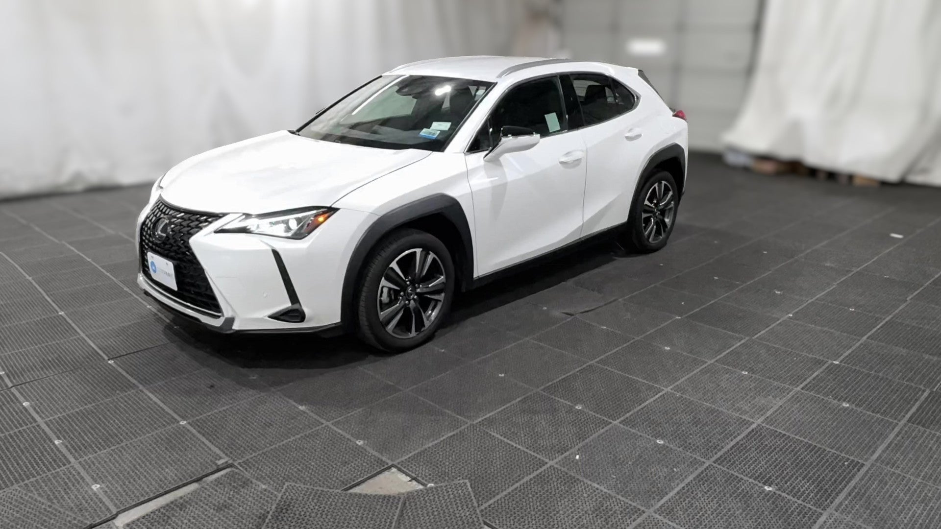 2022 Lexus UX vehicle photo