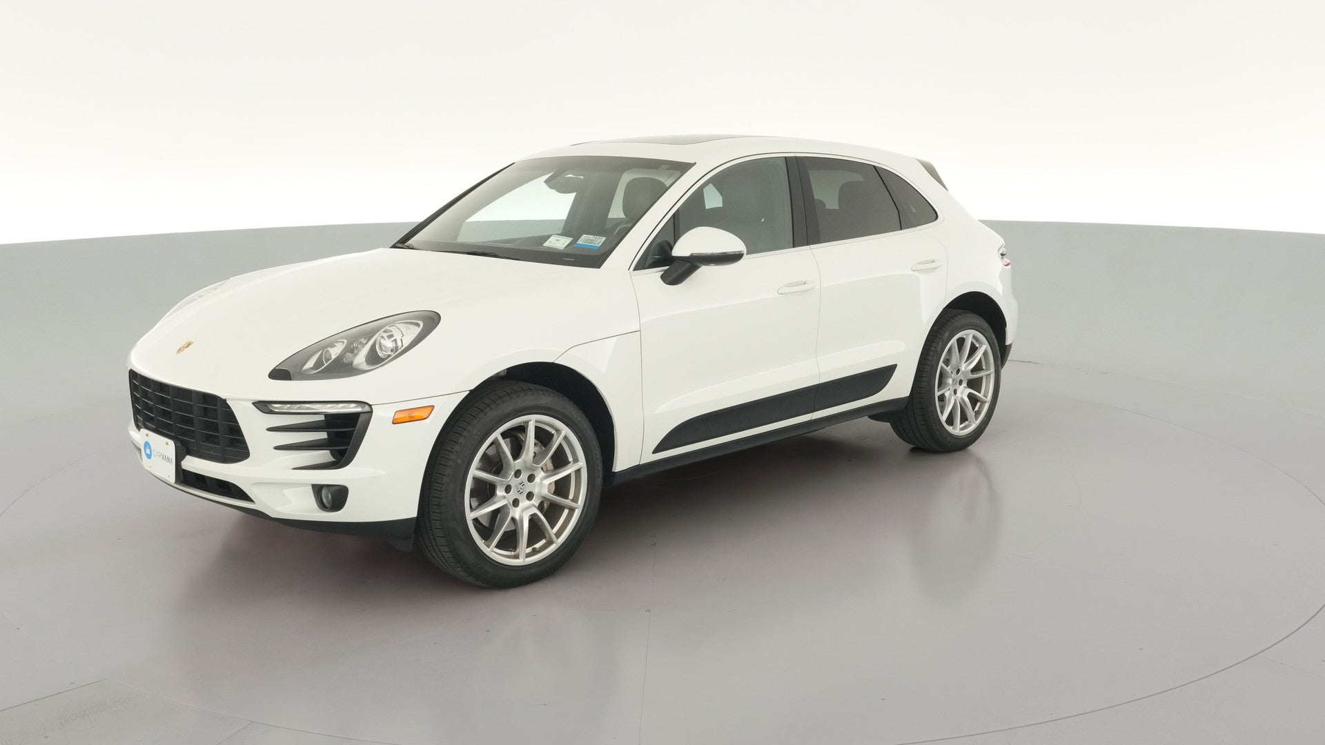 2016 Porsche Macan vehicle photo