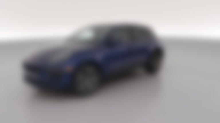 2023 Porsche Macan vehicle photo