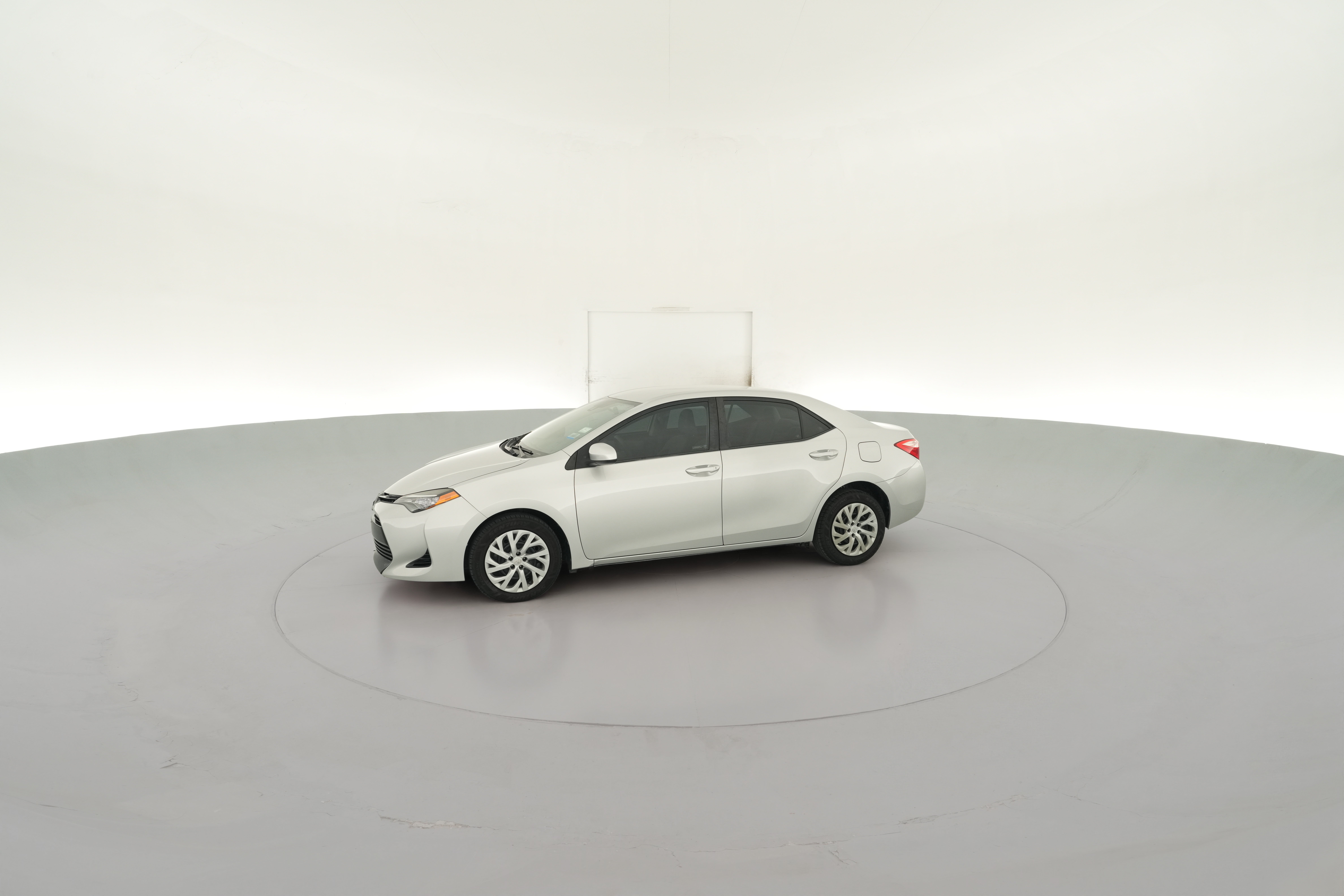 2017 Toyota Corolla LE - Photo 24