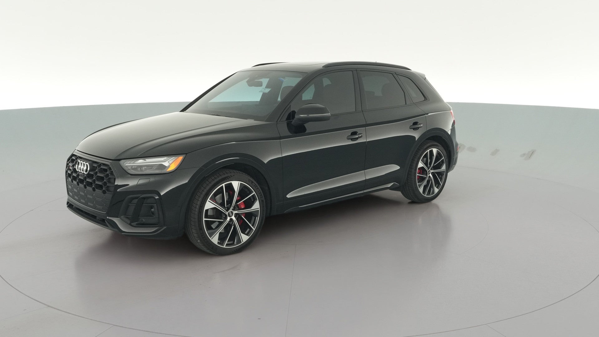 2023 Audi SQ5 vehicle photo
