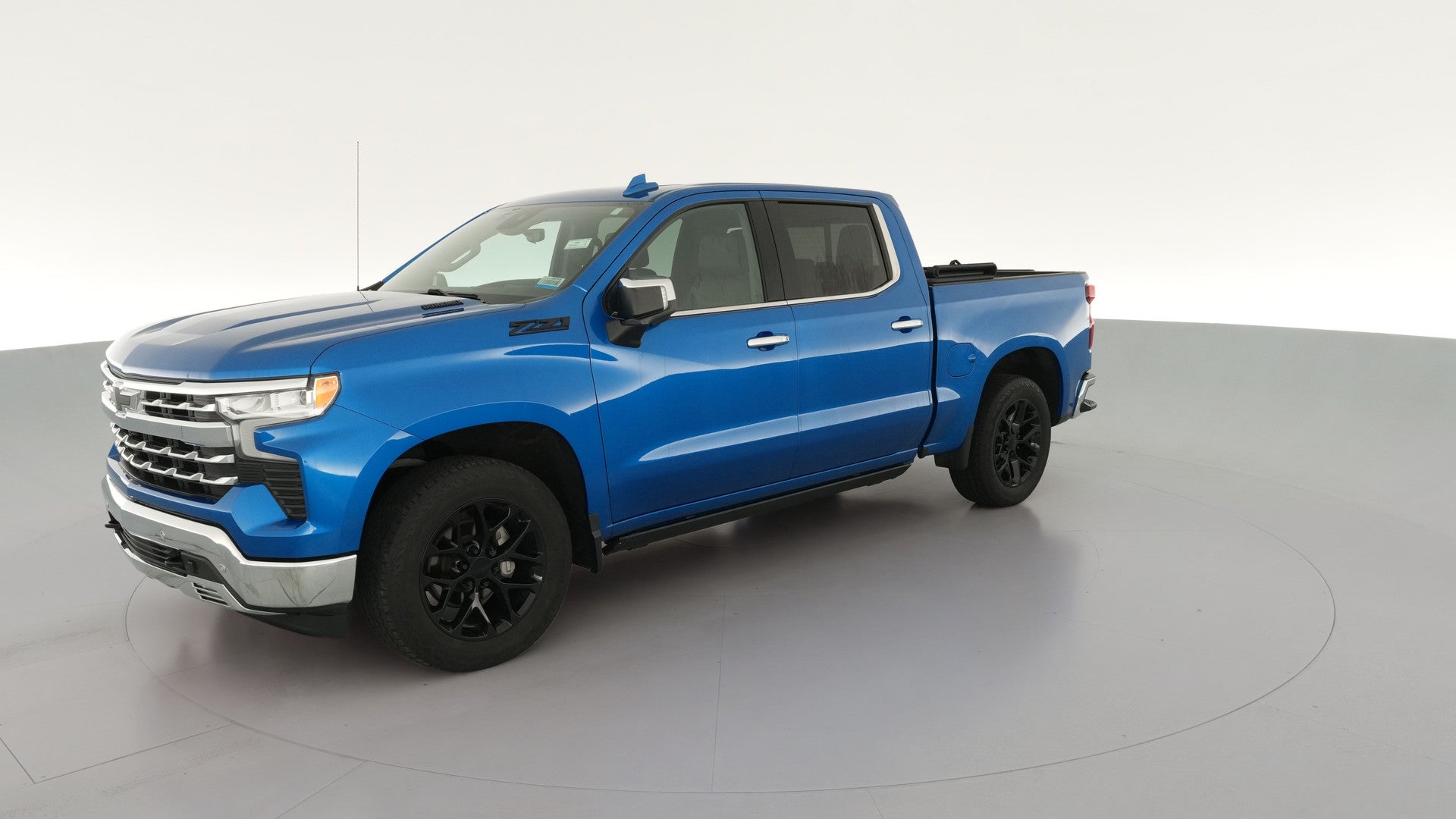 2022 Chevrolet Silverado 1500 Crew Cab vehicle photo