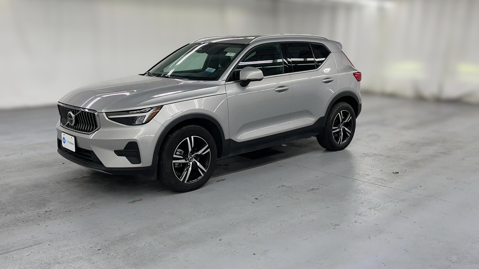 2025 Volvo XC40 vehicle photo