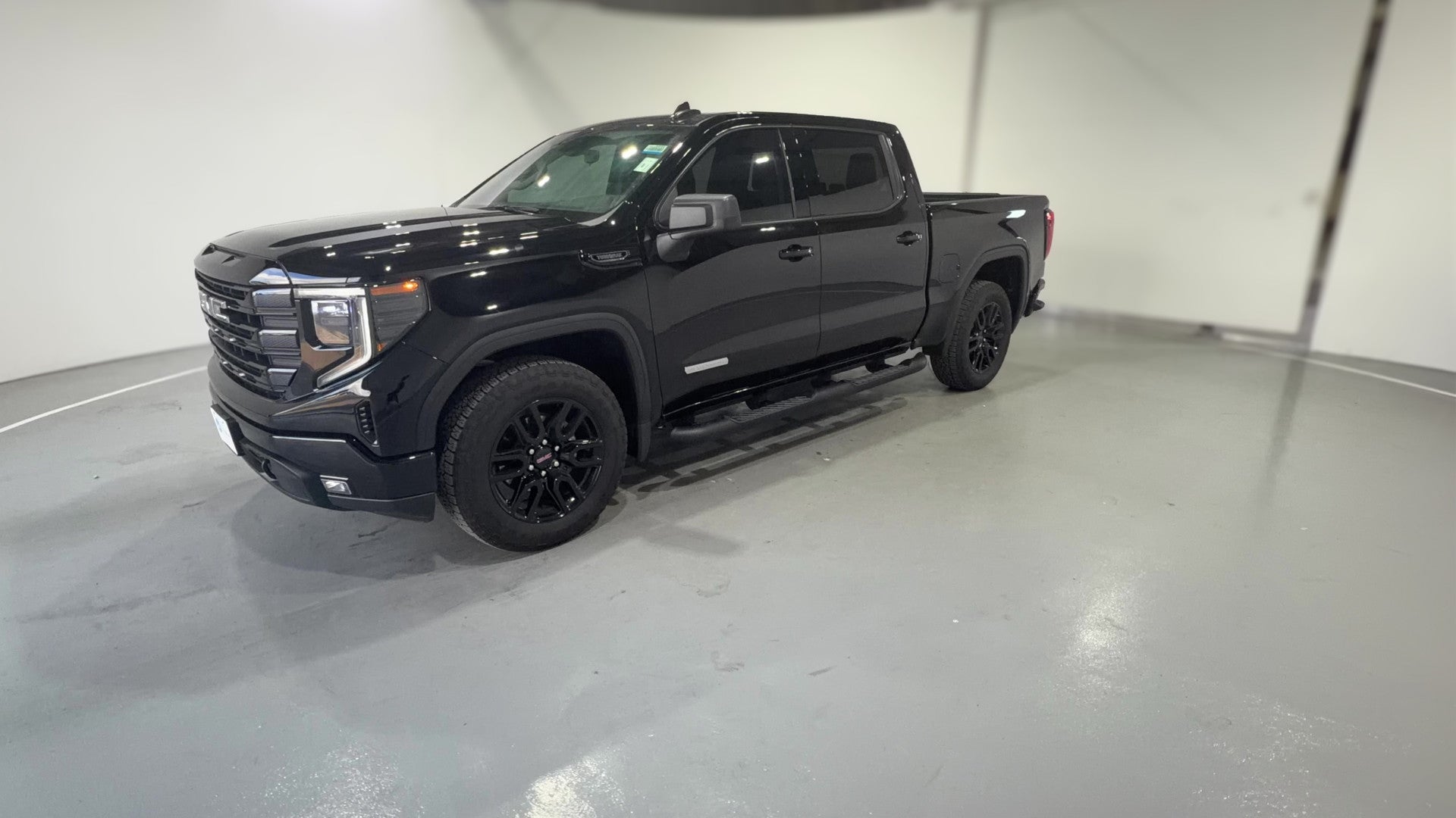 2026 GMC Sierra 1500 Crew Cab vehicle photo