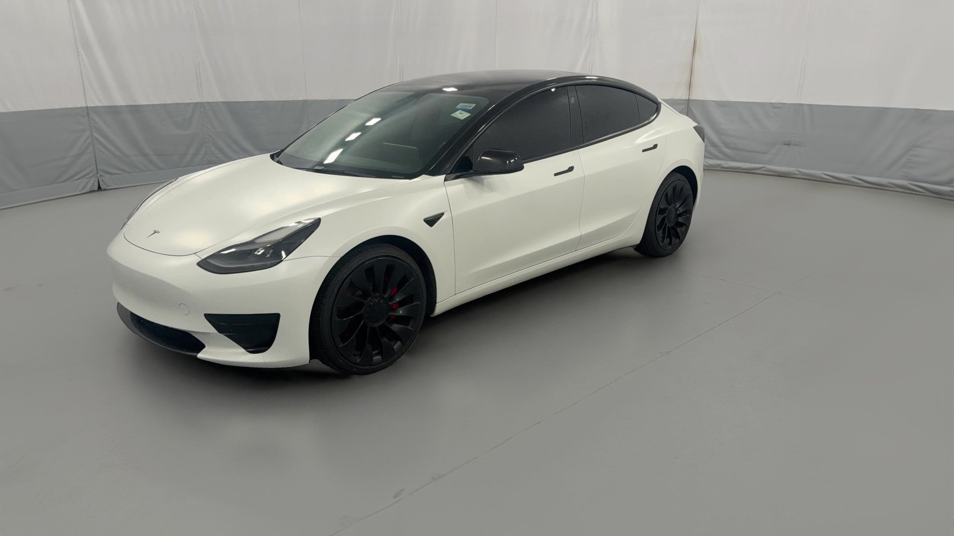 2023 Tesla Model 3 vehicle photo