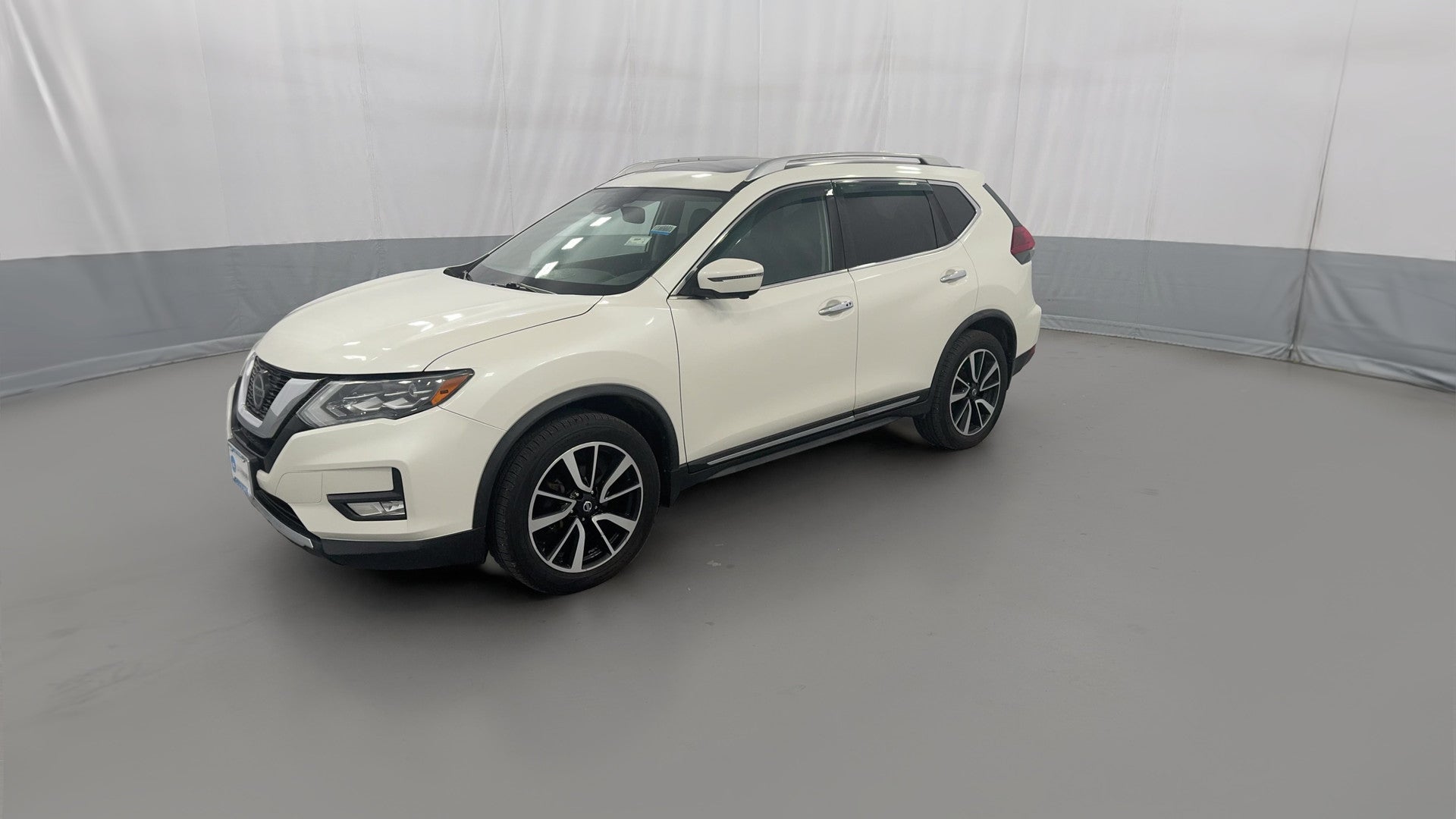 2018 Nissan Rogue vehicle photo
