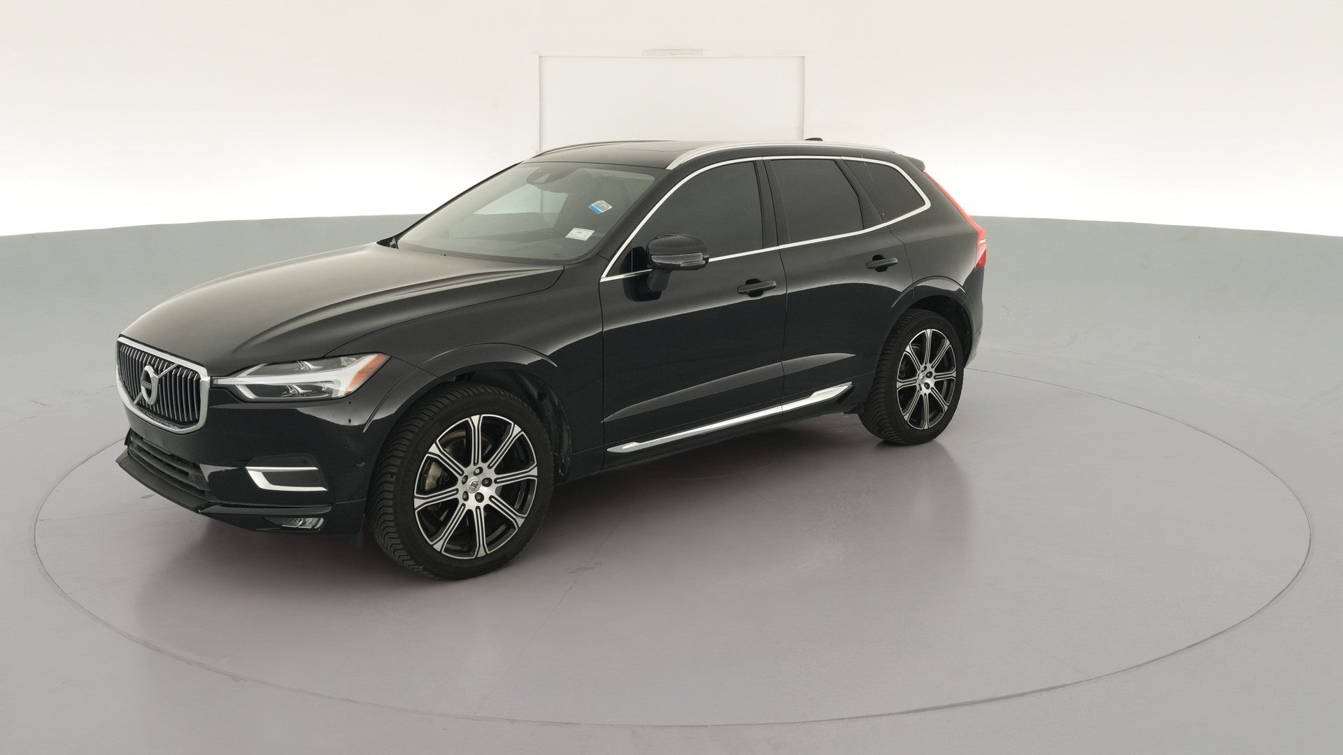2019 Volvo XC60 vehicle photo