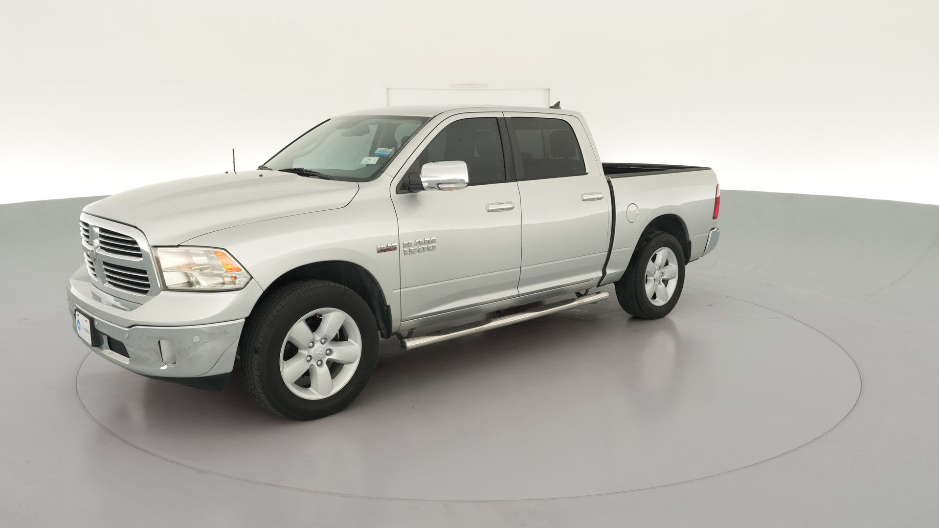 2016 Ram 1500 Crew Cab vehicle photo
