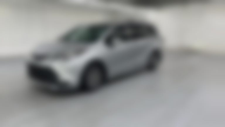 2021 Toyota Sienna vehicle photo