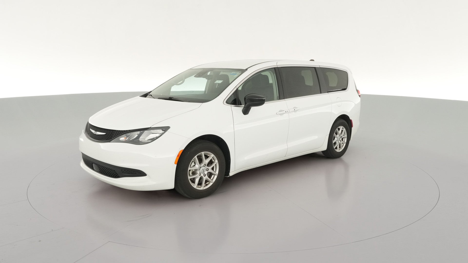 2024 Chrysler Voyager vehicle photo