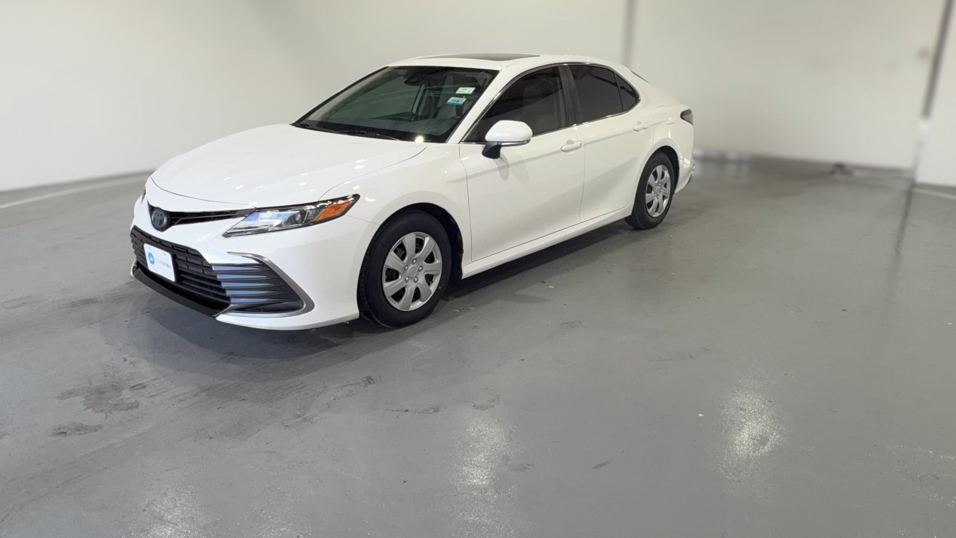 2022 Toyota Camry Hybrid vehicle photo