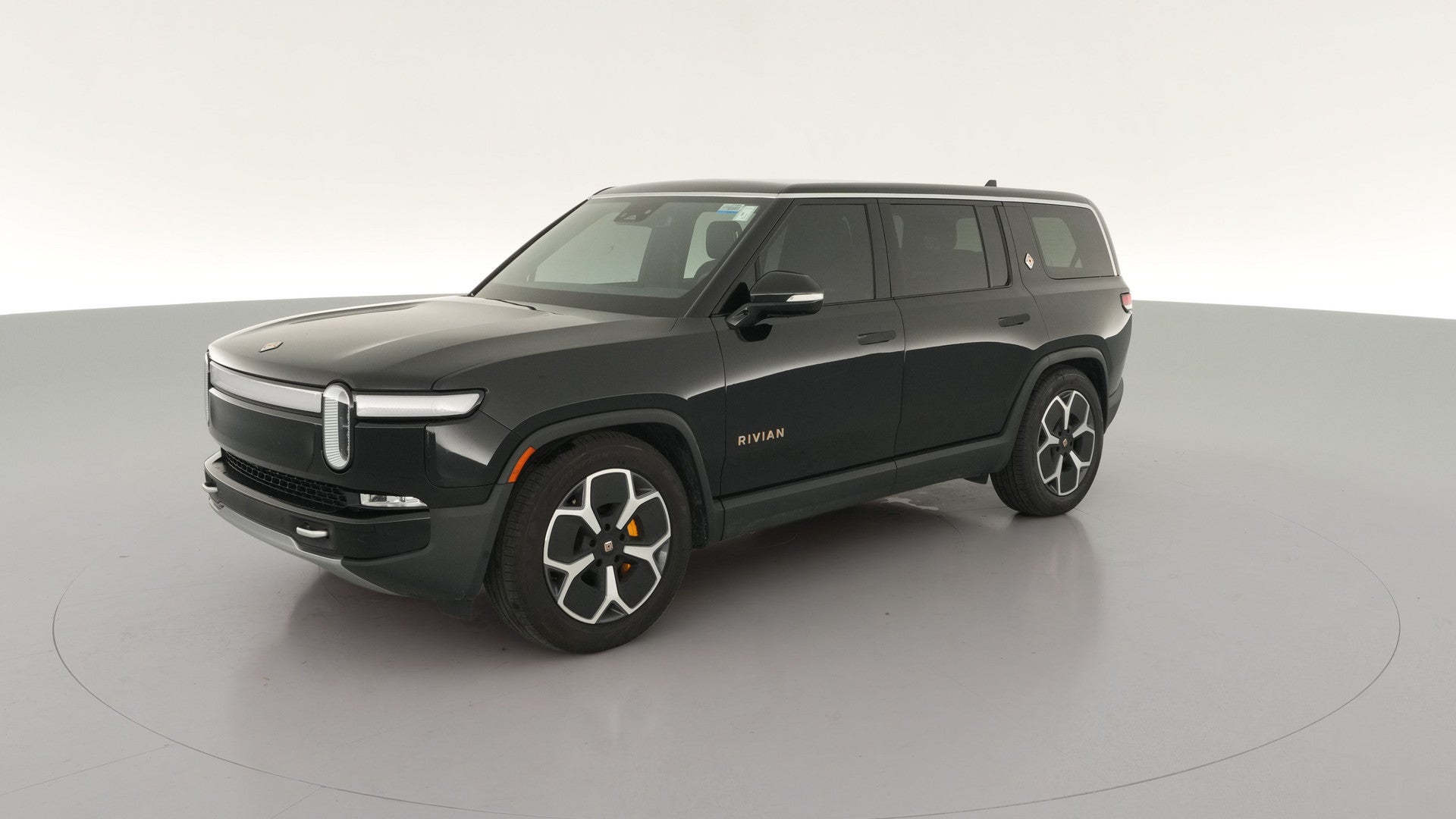 2024 Rivian R1S vehicle photo