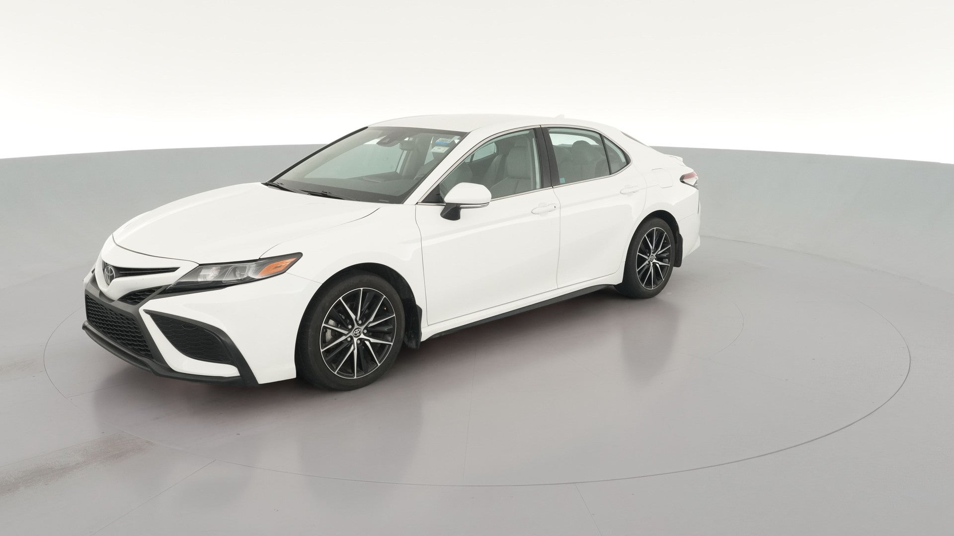 2024 Toyota Camry vehicle photo