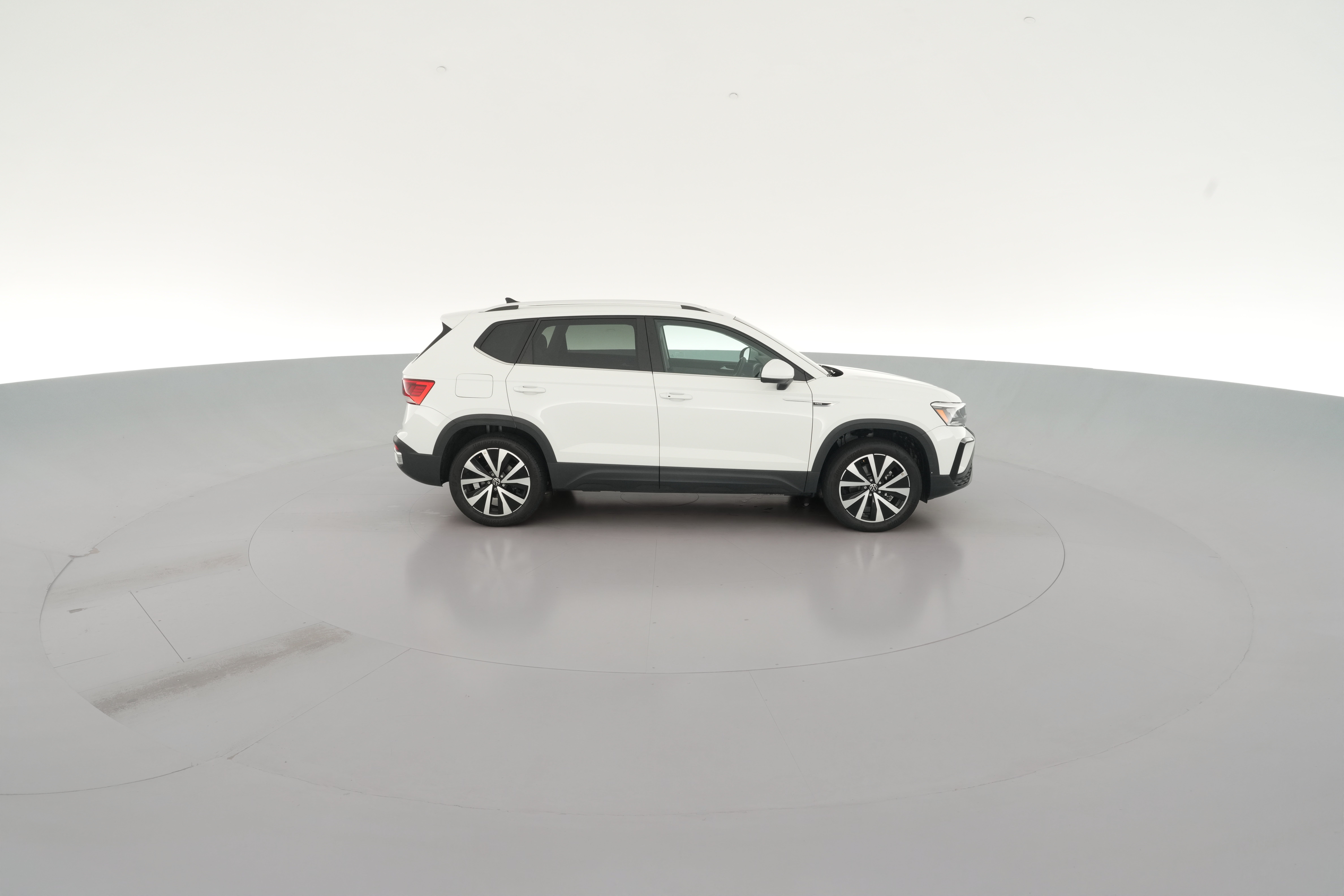 2023 Volkswagen Taos SE - Photo 36