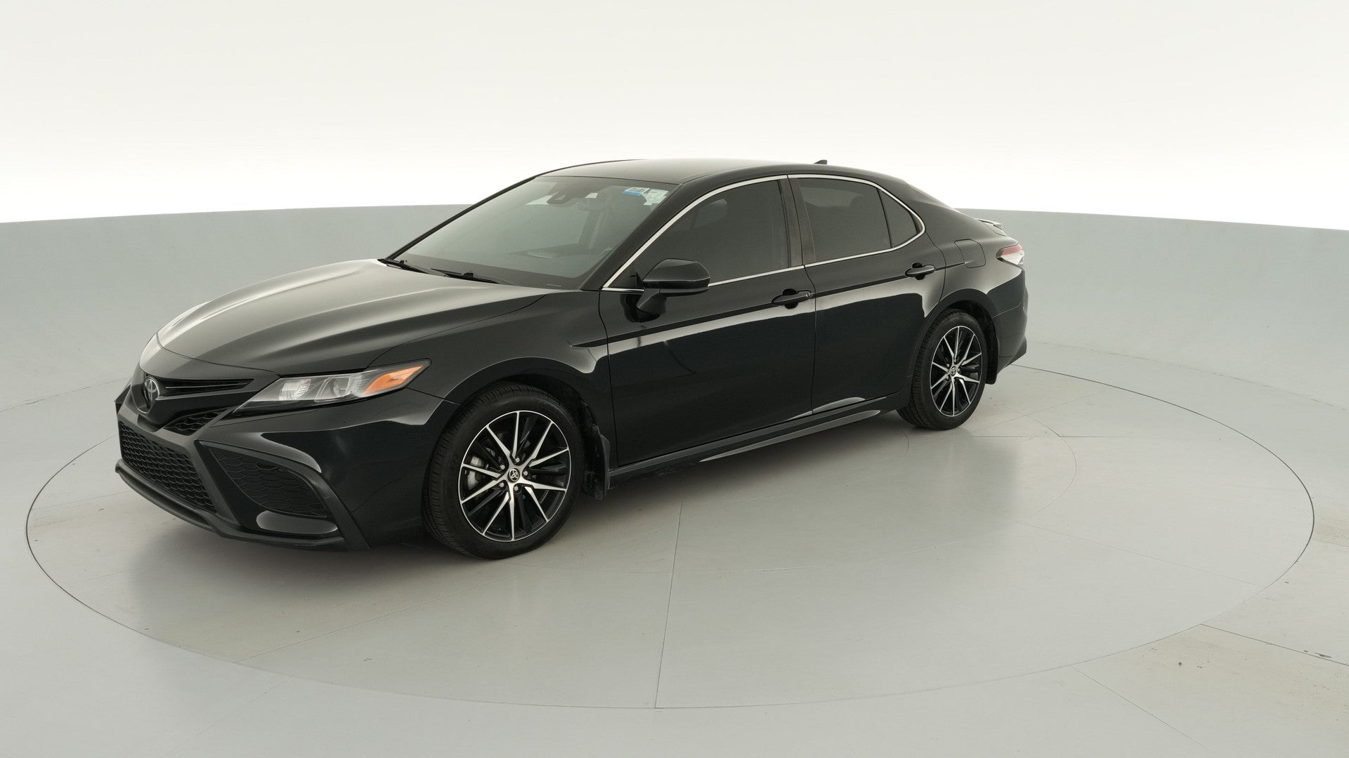 2021 Toyota Camry vehicle photo