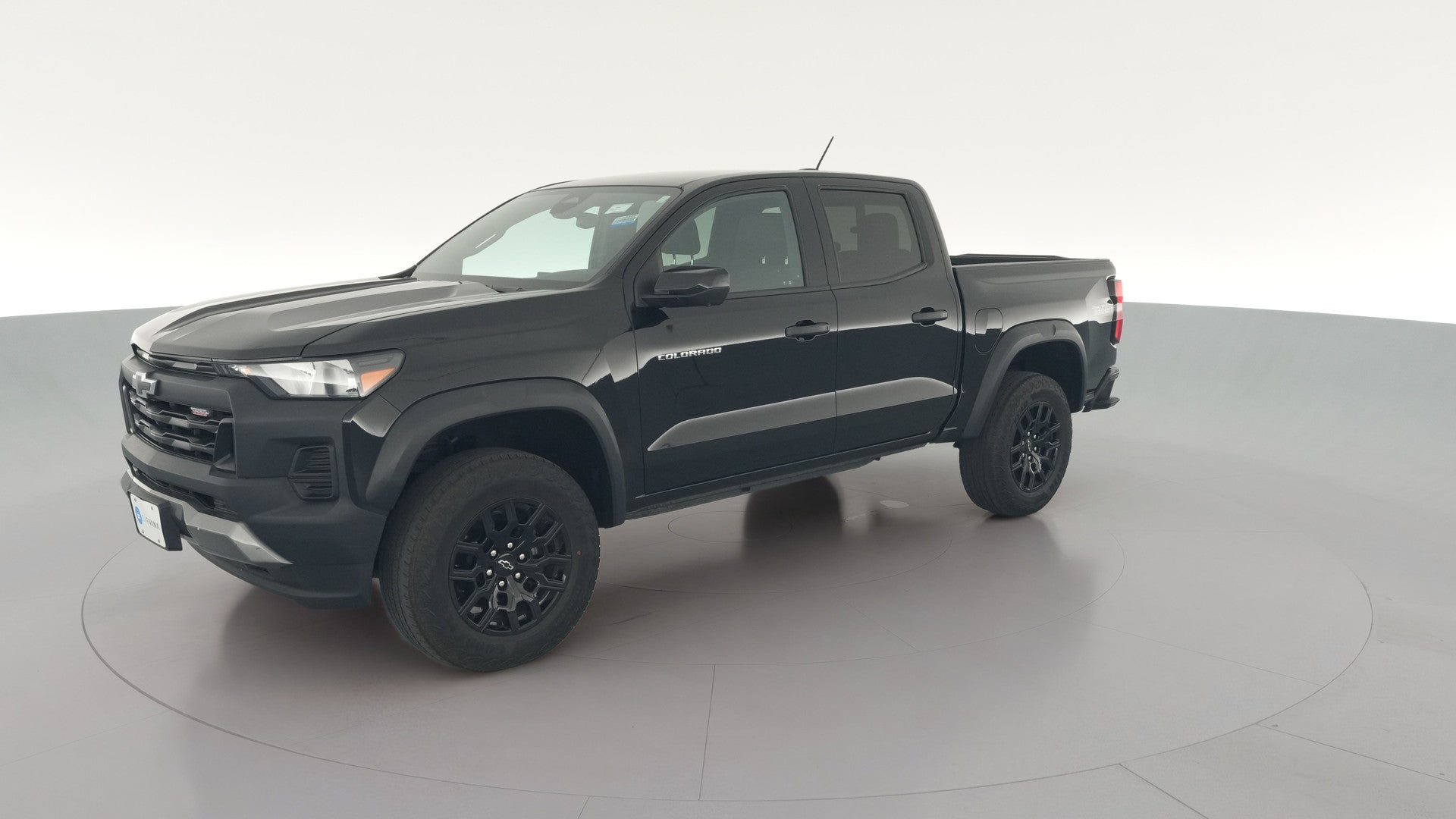2024 Chevrolet Colorado Crew Cab vehicle photo
