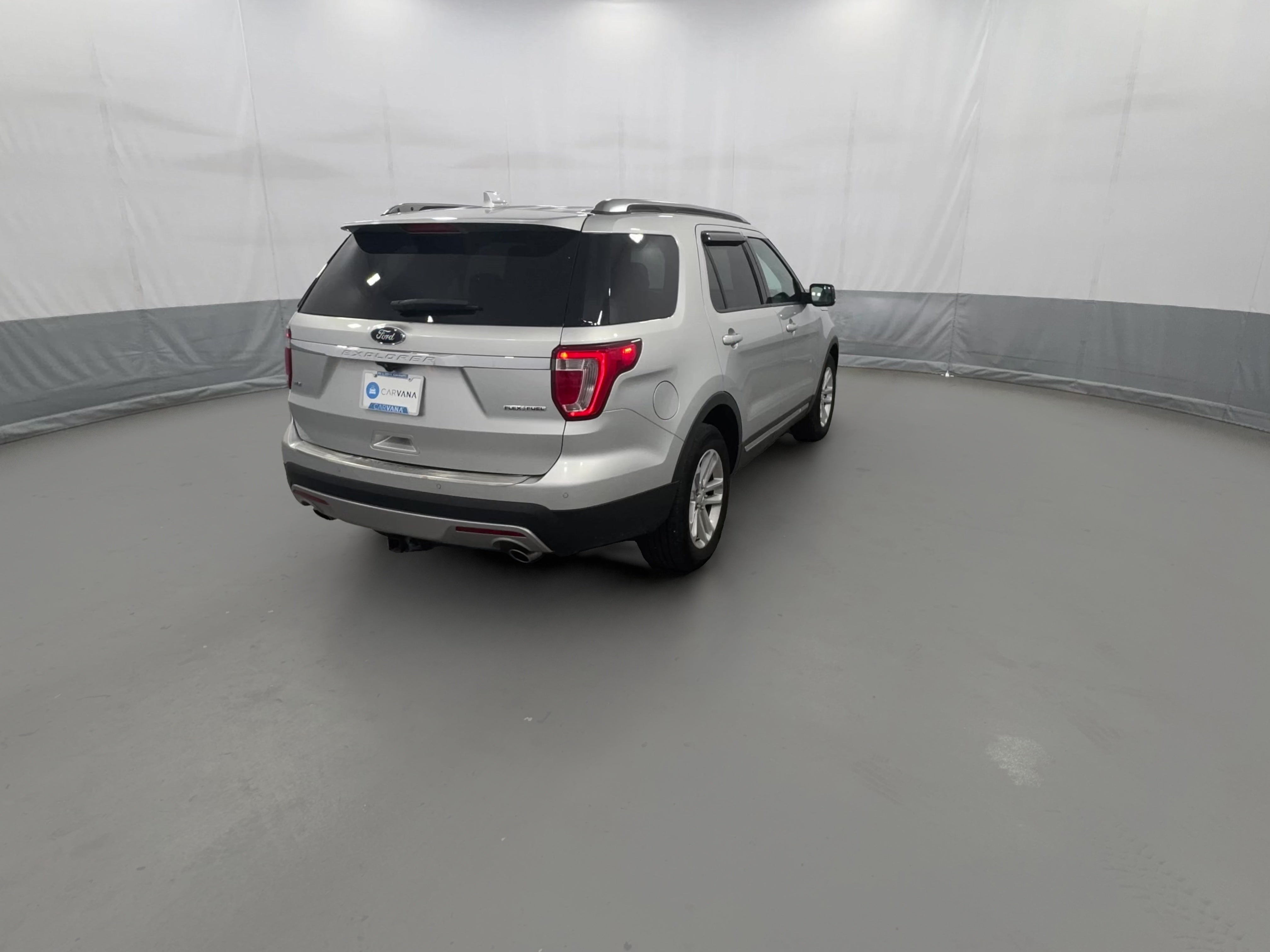 2016 Ford Explorer XLT - Photo 34