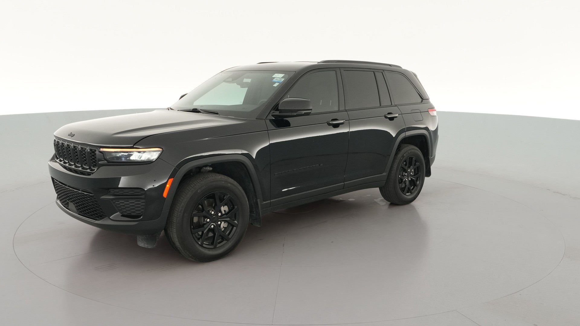 2025 Jeep Grand Cherokee vehicle photo
