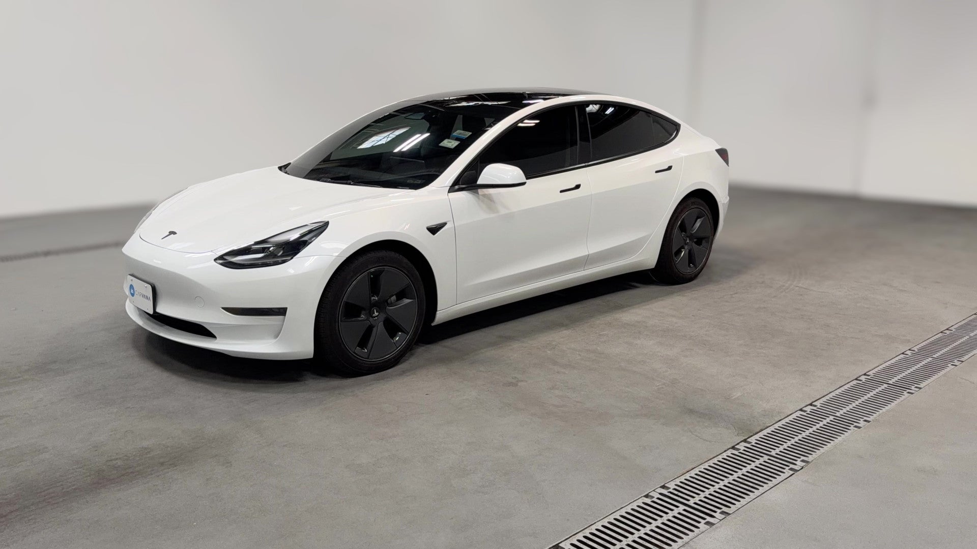 2023 Tesla Model 3 vehicle photo