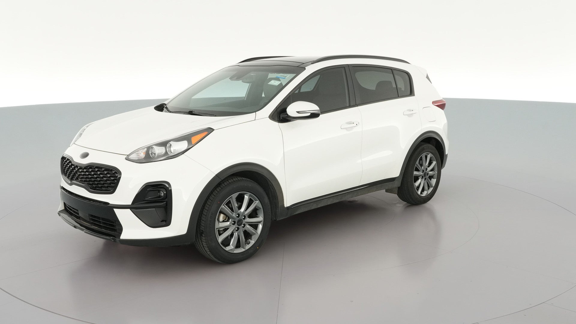 2021 Kia Sportage vehicle photo