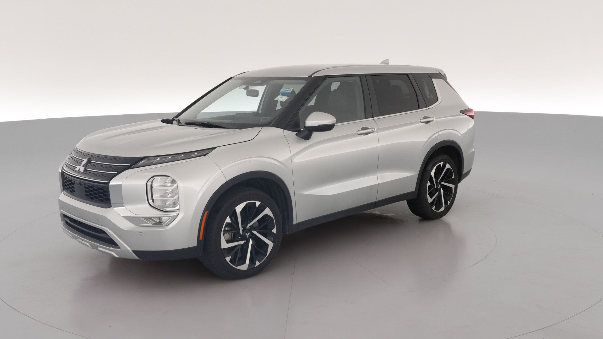 2024 Mitsubishi Outlander vehicle photo