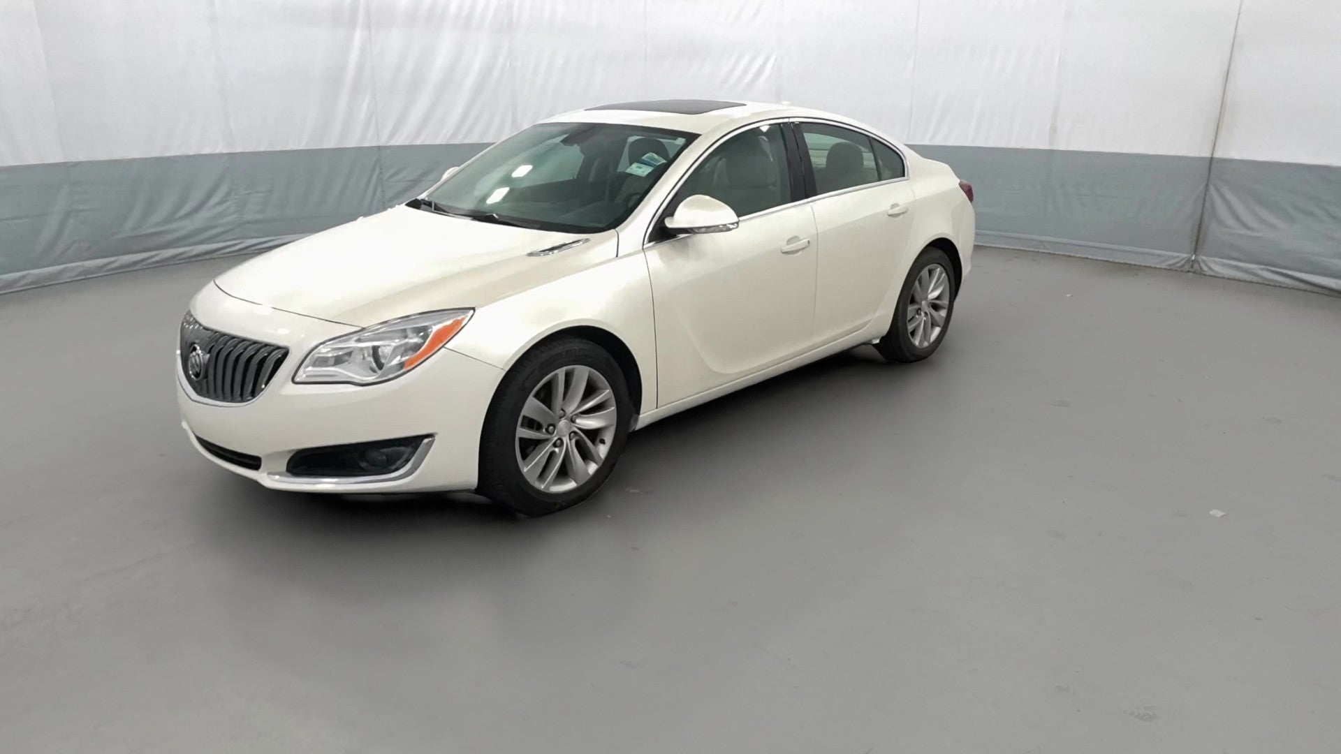 2015 Buick Regal vehicle photo