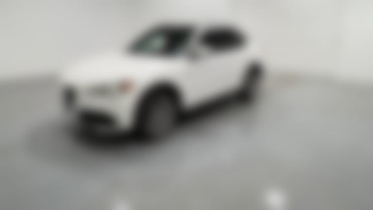 2018 Alfa Romeo Stelvio vehicle photo