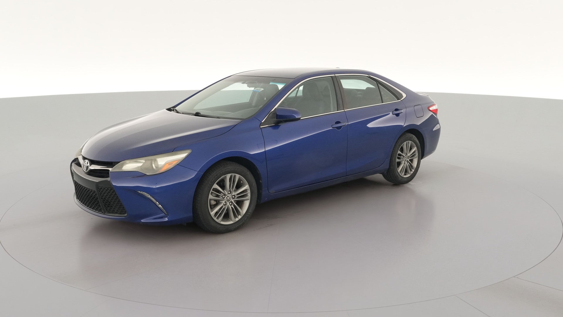 2015 Toyota Camry vehicle photo