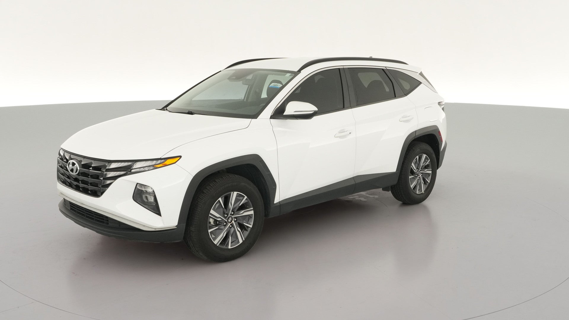 2022 Hyundai Tucson Hybrid vehicle photo