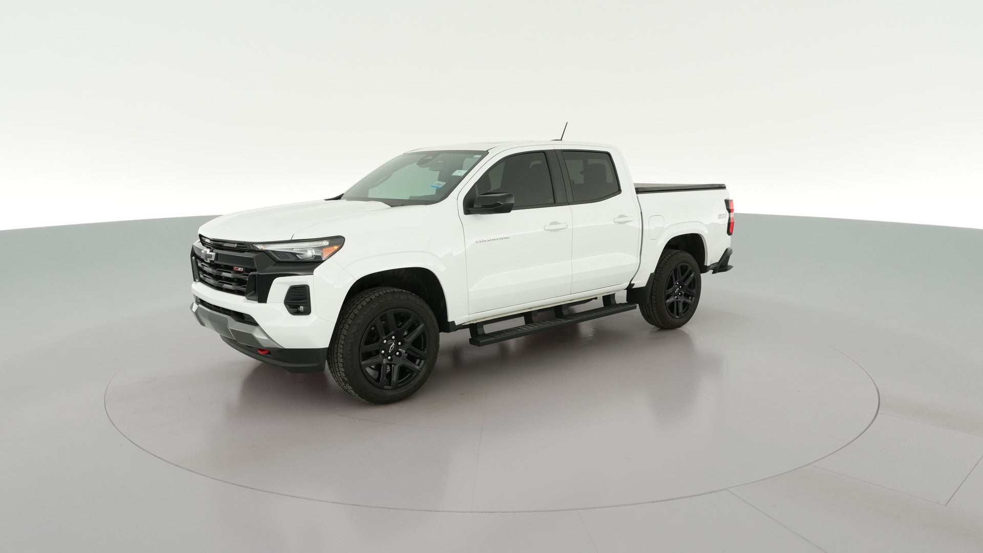 2024 Chevrolet Colorado Crew Cab vehicle photo