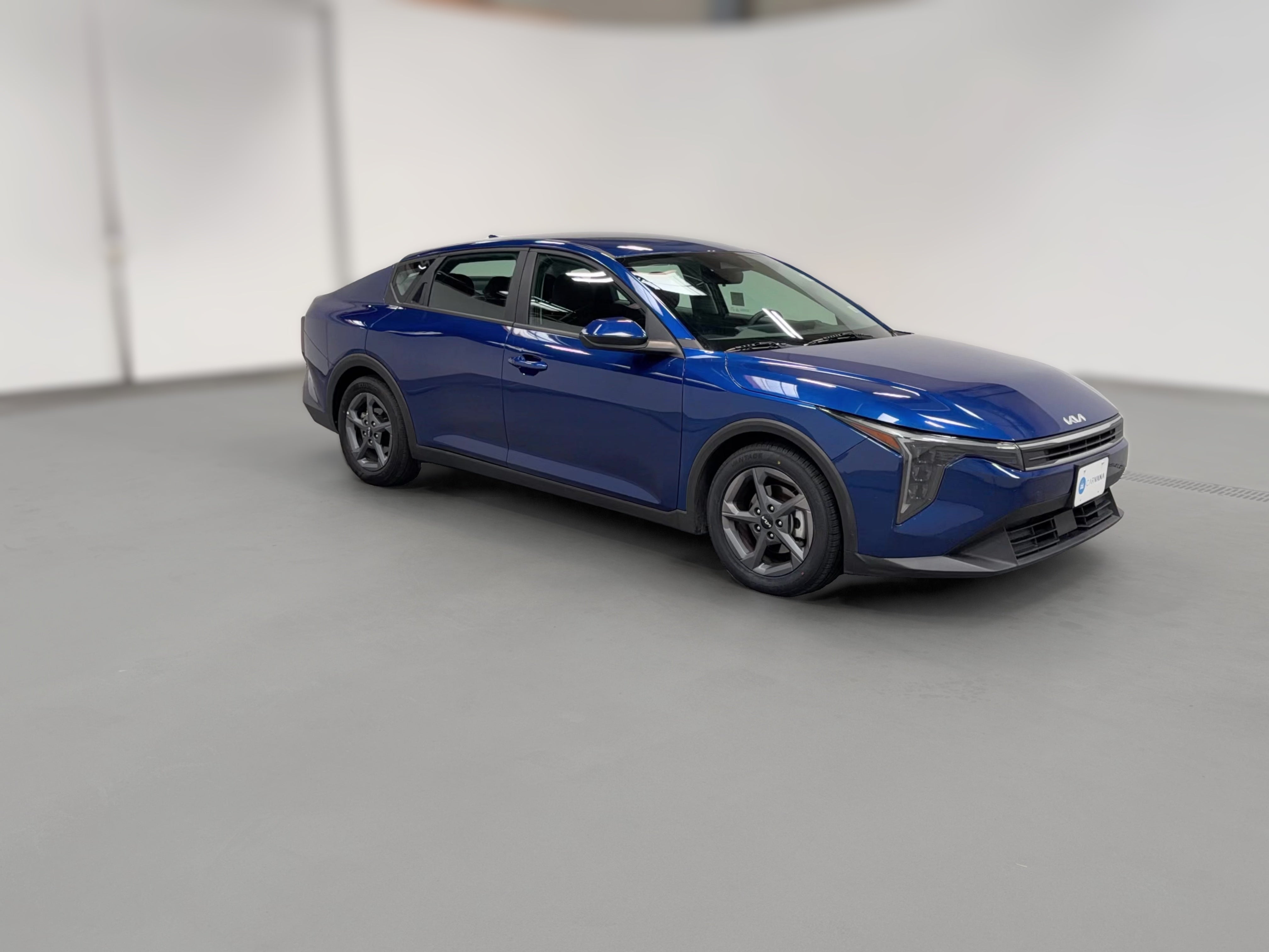 2025 Kia K4 LXS - Photo 37