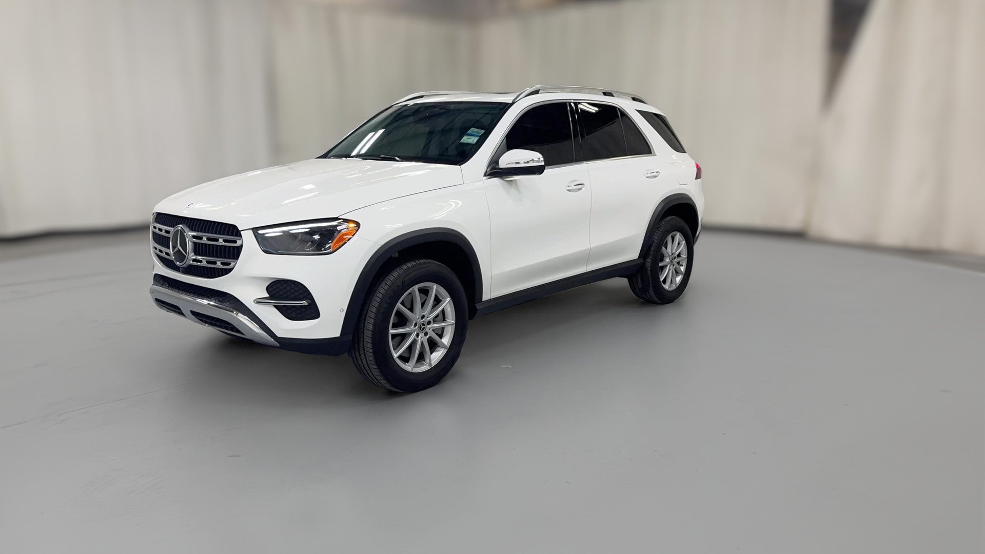 2025 Mercedes-Benz GLE vehicle photo