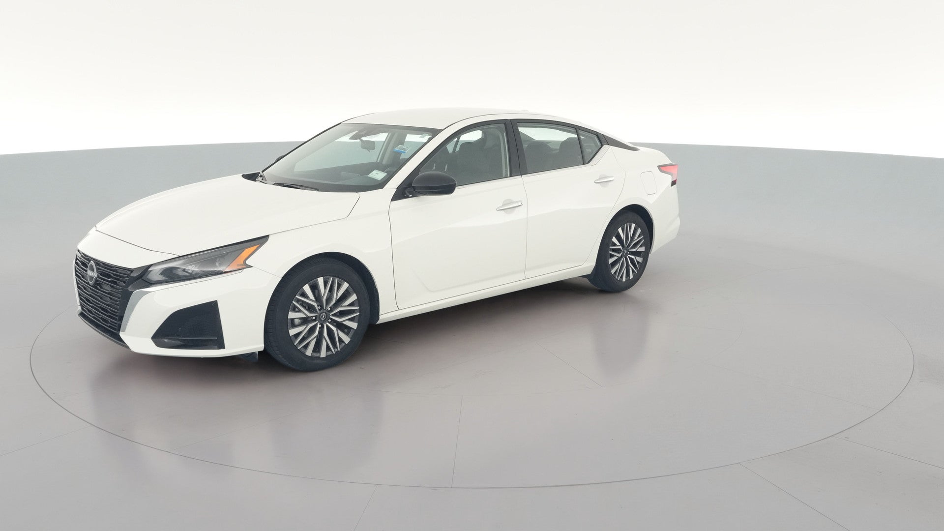 2025 Nissan Altima vehicle photo