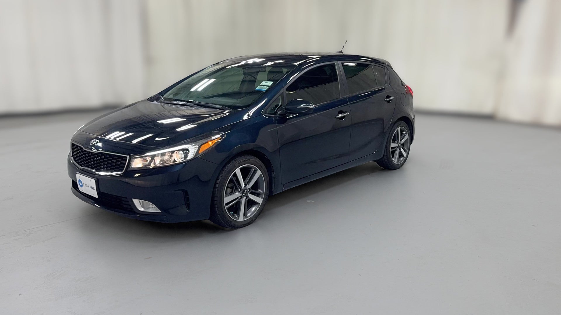 2017 Kia Forte5 vehicle photo