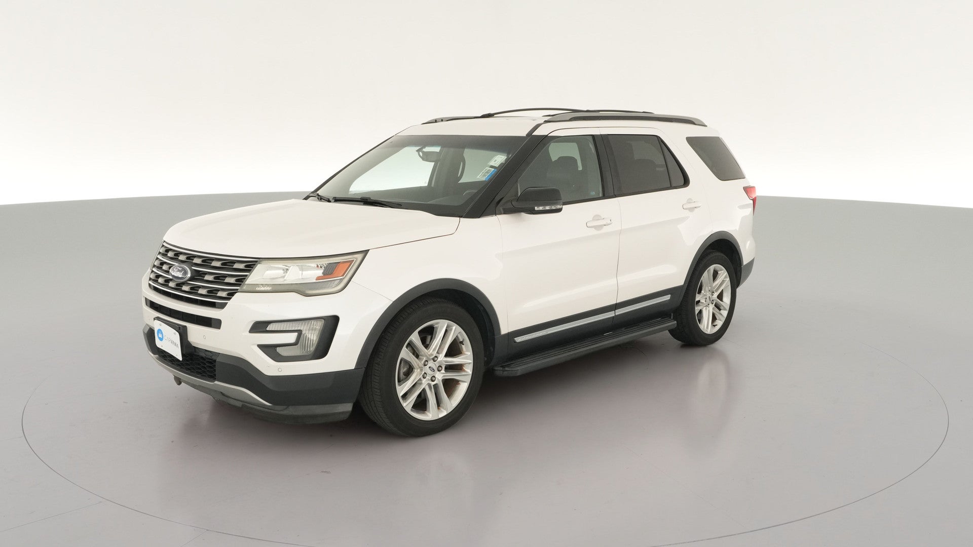 2017 Ford Explorer vehicle photo