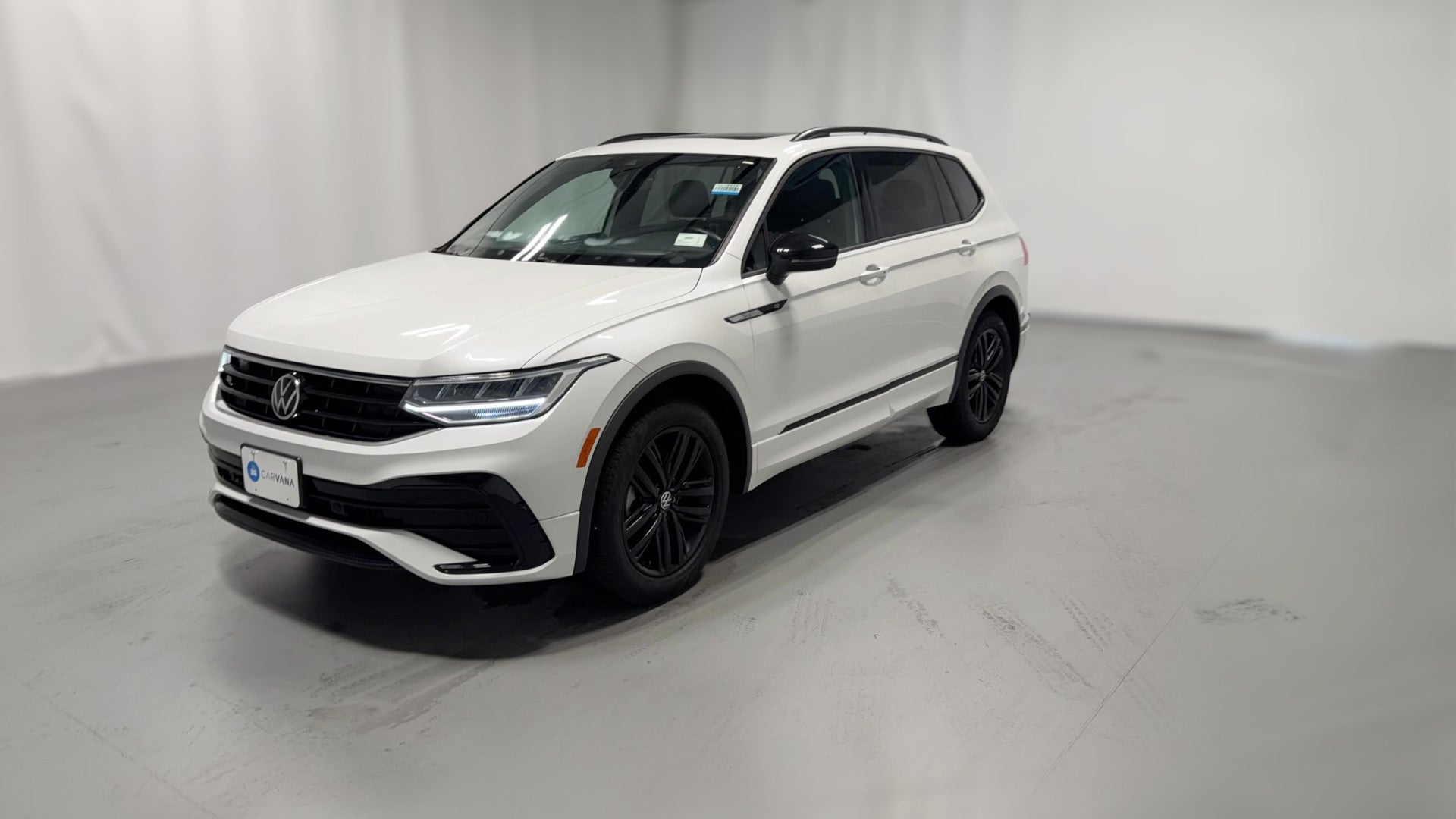 2022 Volkswagen Tiguan vehicle photo