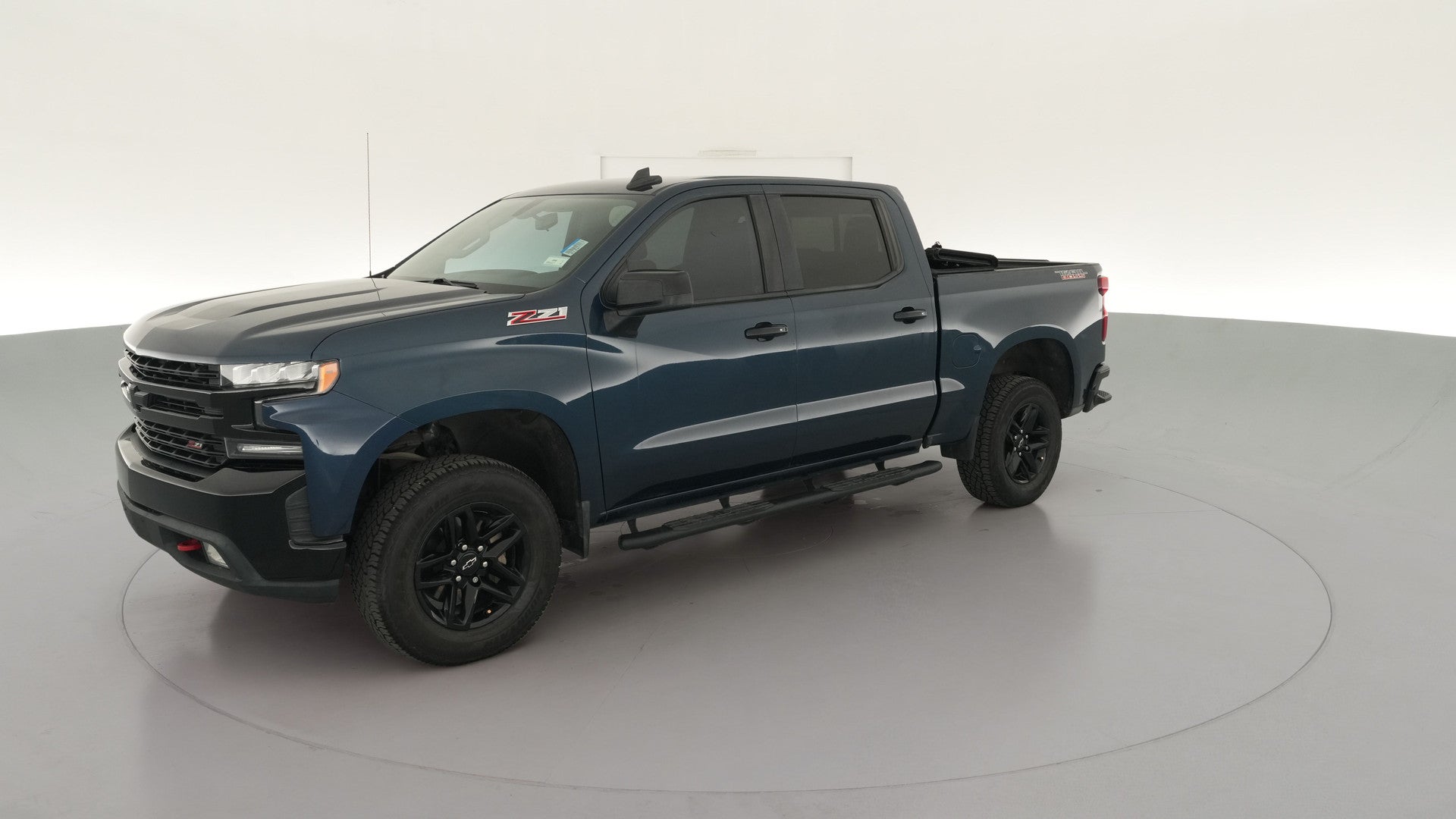 2019 Chevrolet Silverado 1500 Crew Cab vehicle photo