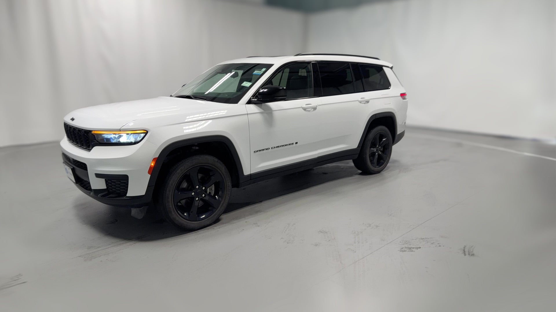 2023 Jeep Grand Cherokee L vehicle photo