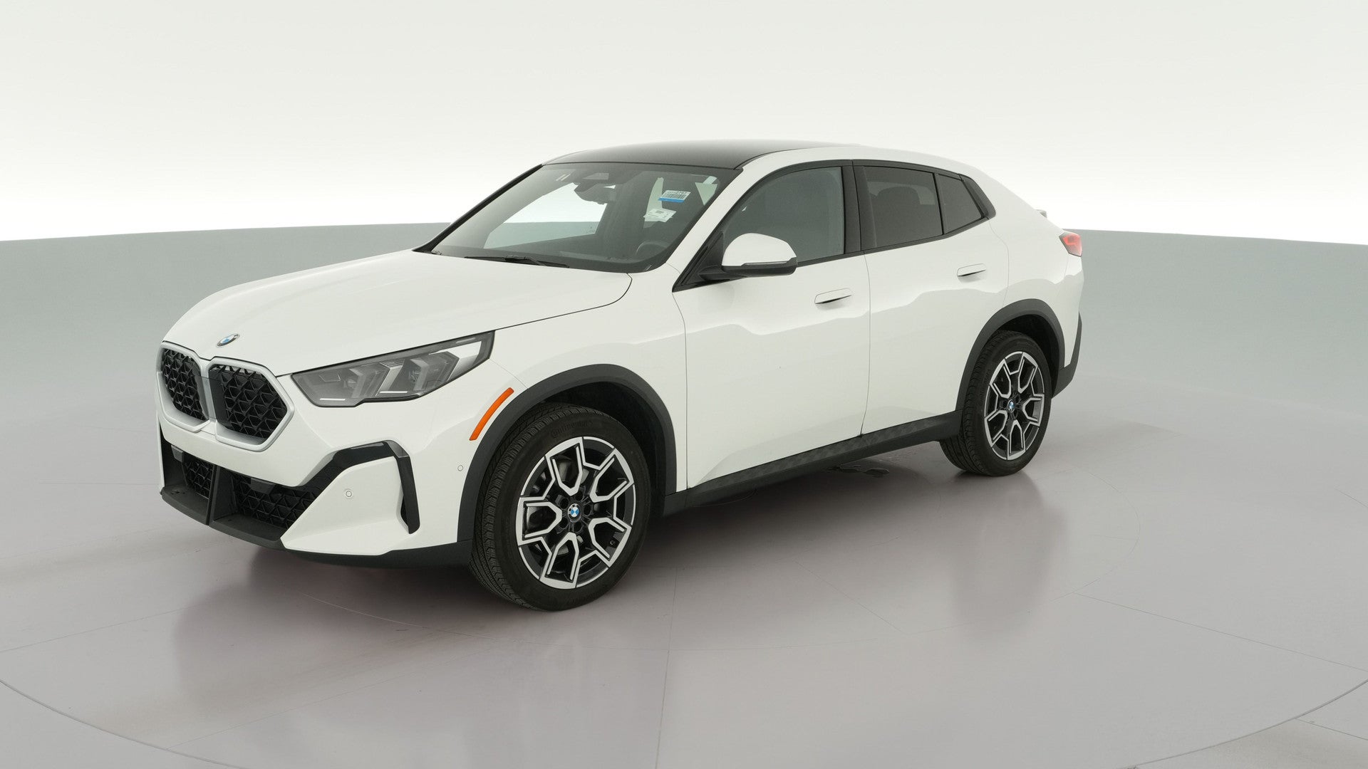 2025 BMW X2 vehicle photo