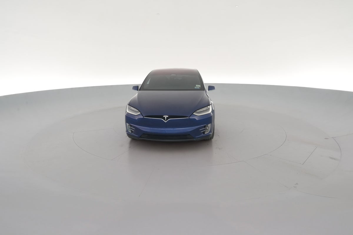 2020 Tesla Model X Long Range in Deep Blue Metallic — 360° view 1