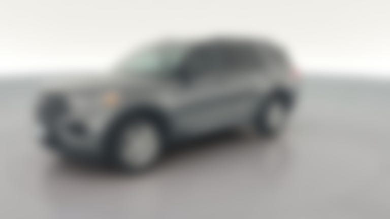 2022 Ford Explorer vehicle photo