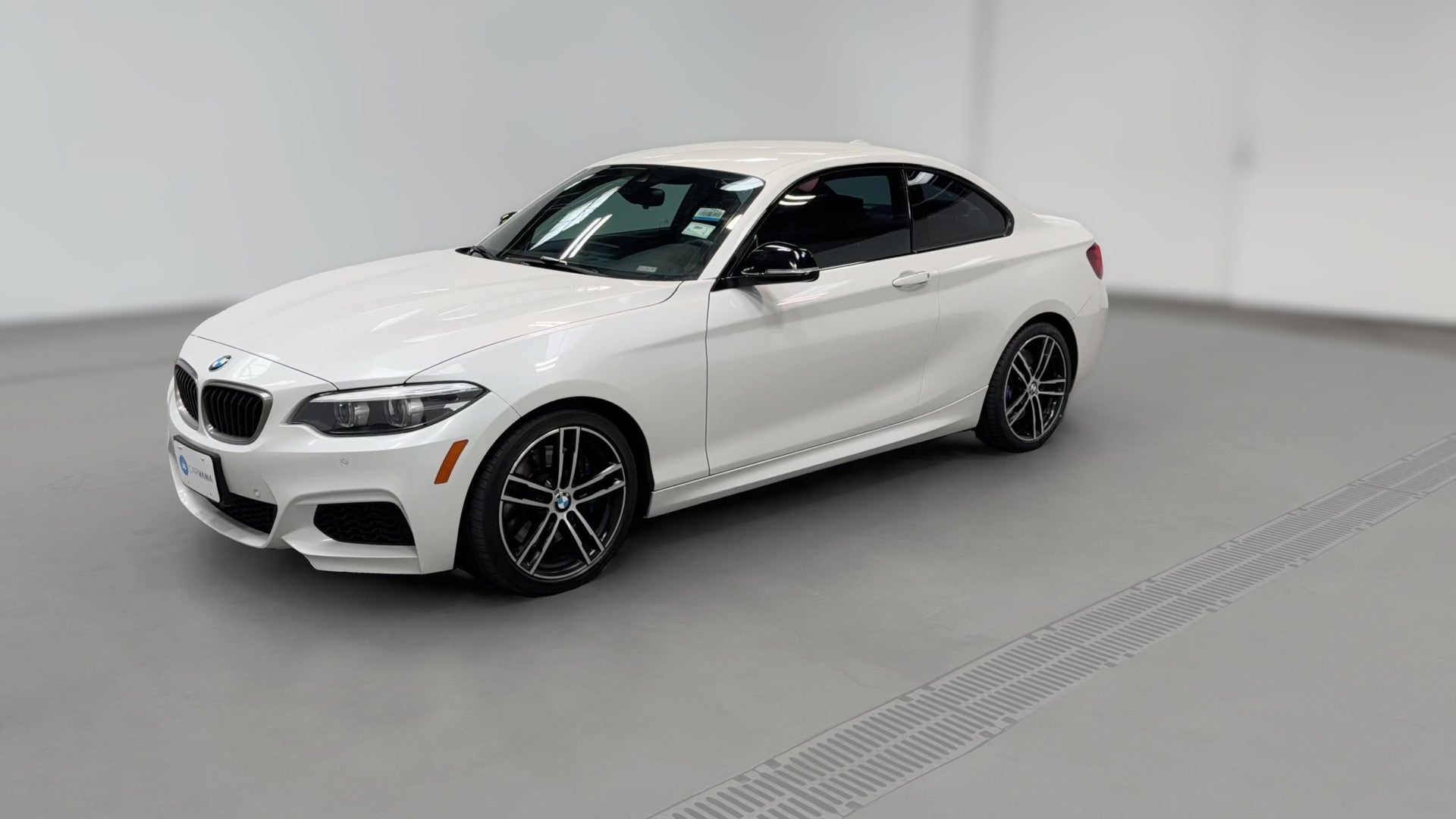 2021 BMW 2 Series vehicle photo