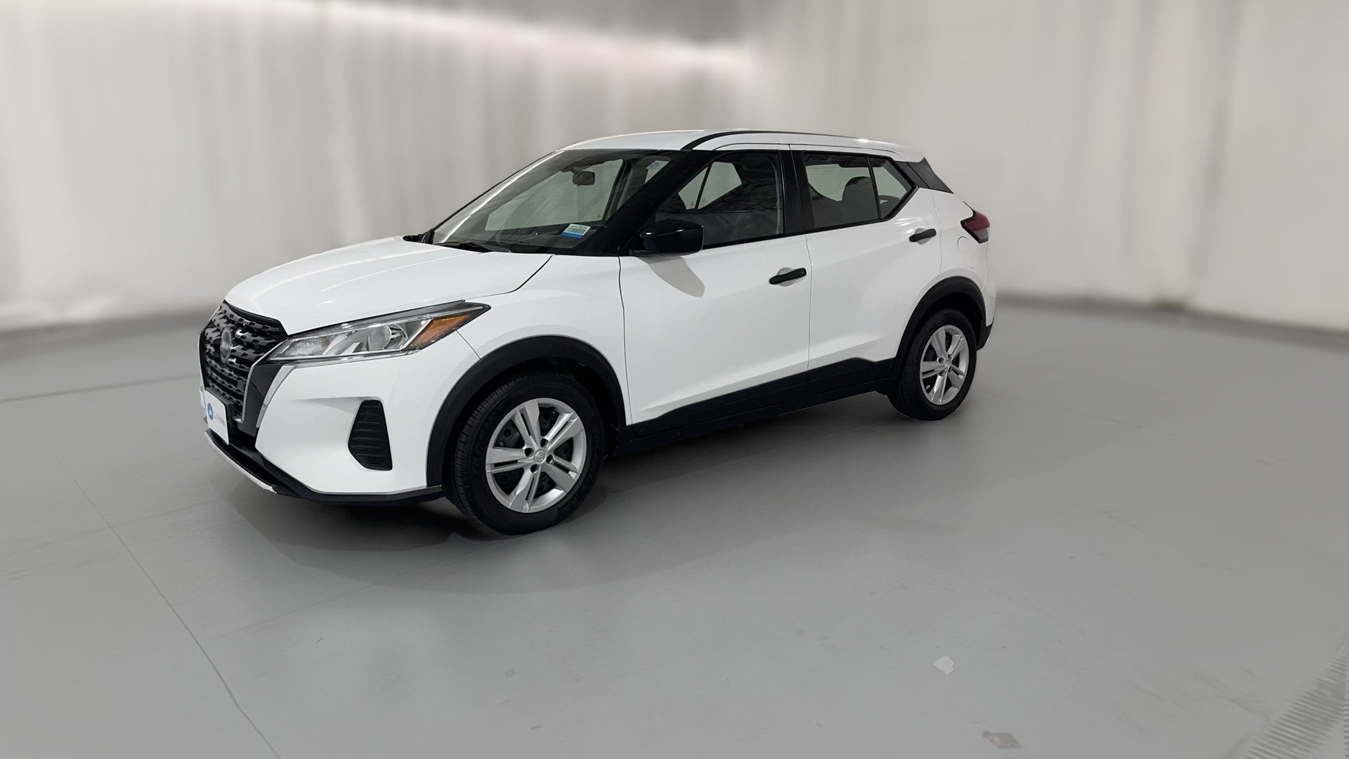 2023 Nissan Kicks vehicle photo