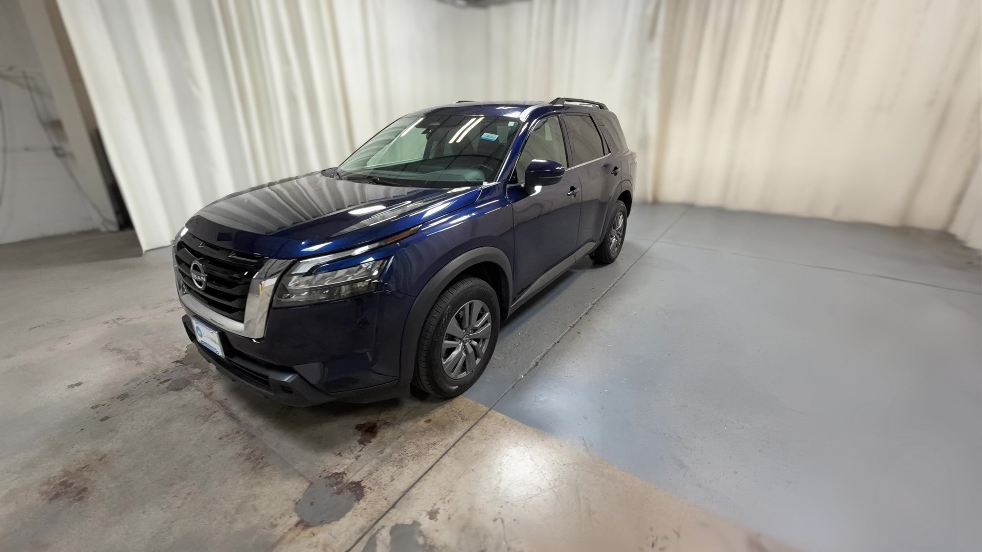 2025 Nissan Pathfinder vehicle photo