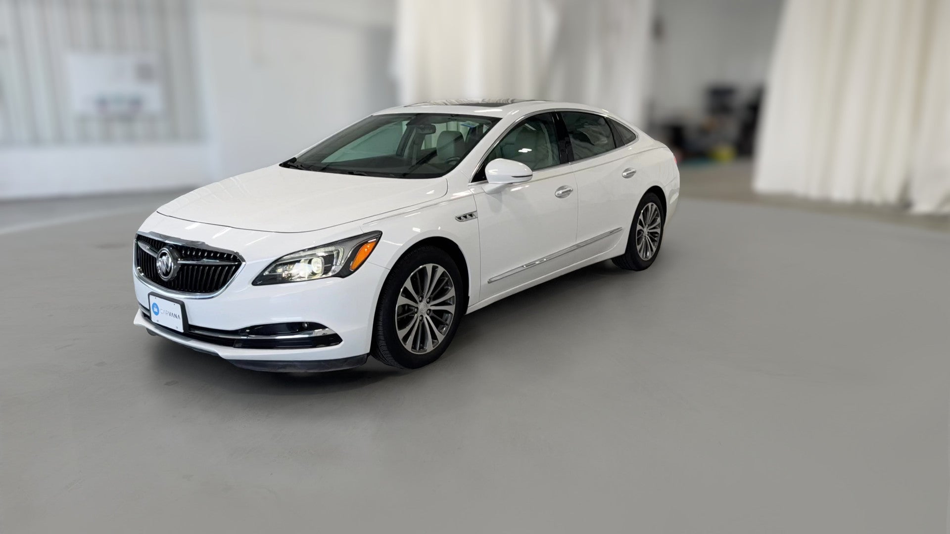 2017 Buick LaCrosse vehicle photo