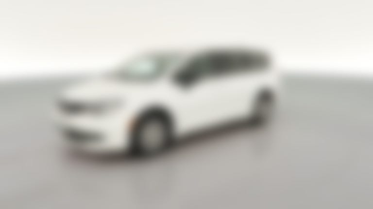 2025 Chrysler Voyager vehicle photo